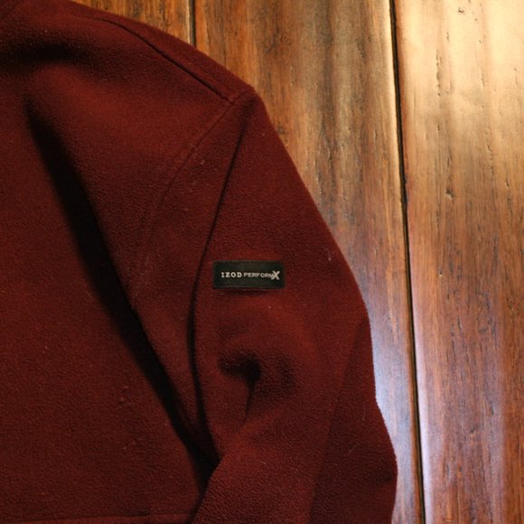 Men's Large IZOD Fleece, Burgundy Color-Excellent Condition! - Picture 4 of 4
